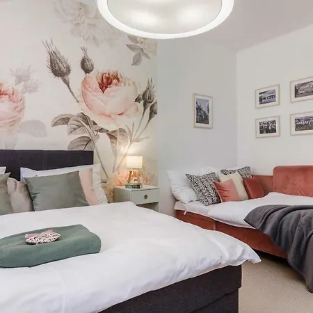 Apt In Prague Charles Bridge 1Km By Michal&Friends Exterior photo