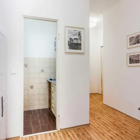 Apt In Prague Charles Bridge 1Km By Michal&Friends Exterior photo