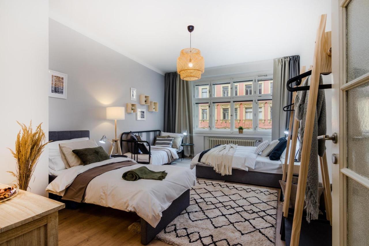 In Charles Bridge 1km By Michal&friends Appartement