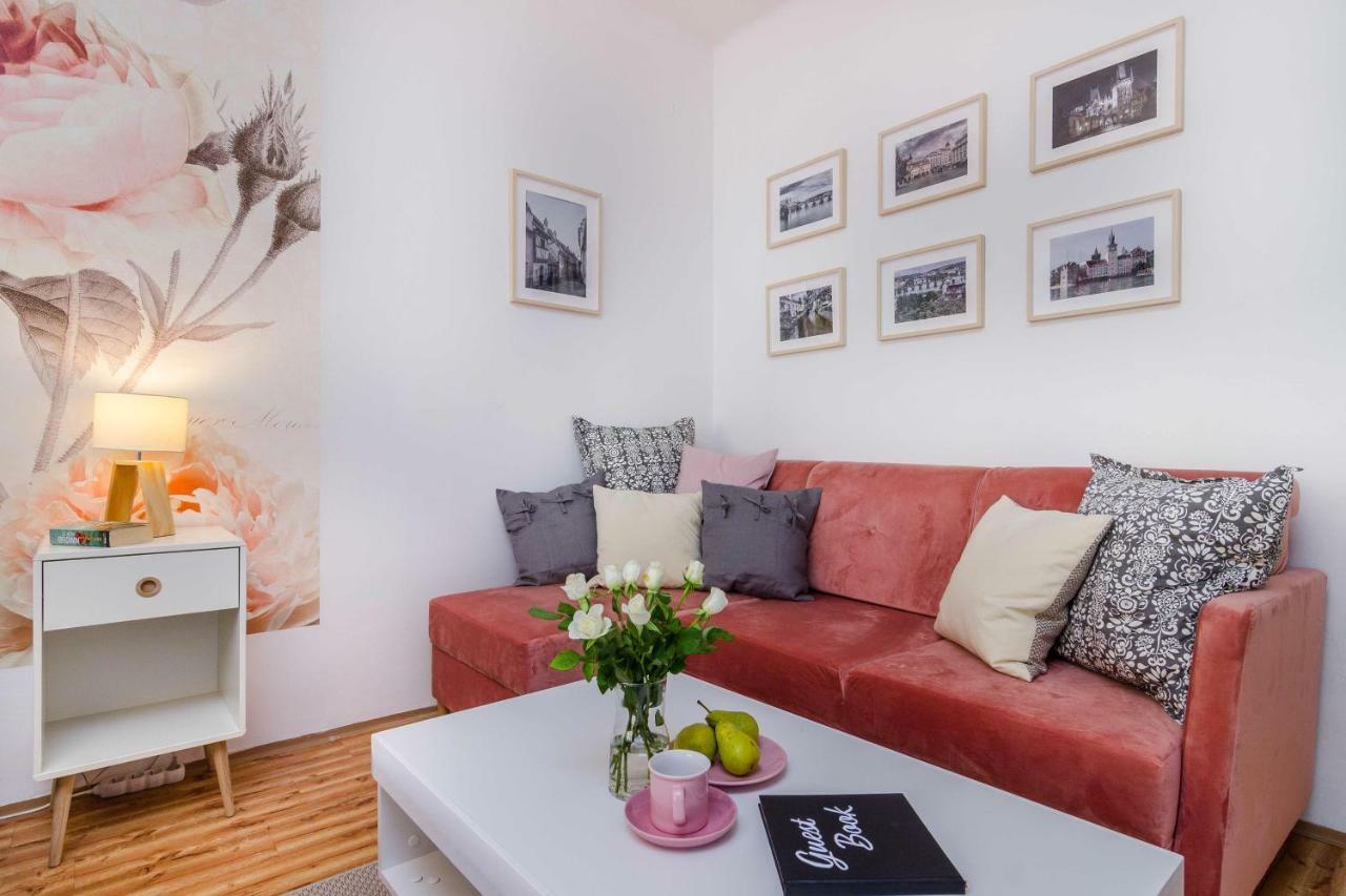 Appartement In Charles Bridge 1km By Michal&friends